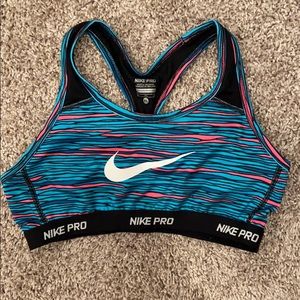 nike sports bra